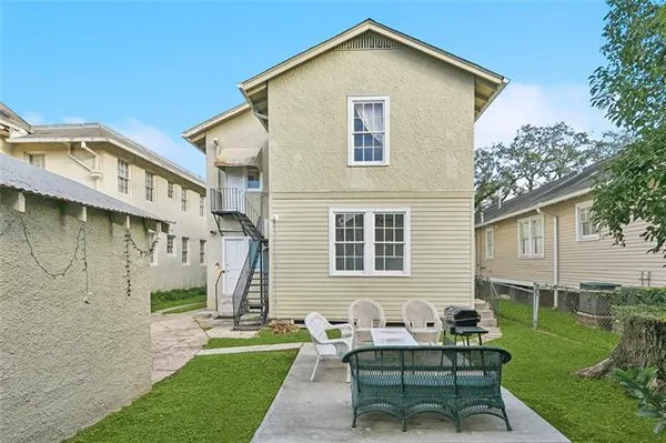 $2,900 | 2832 Palmer Avenue, Unit UP, New Orleans, LA 70118