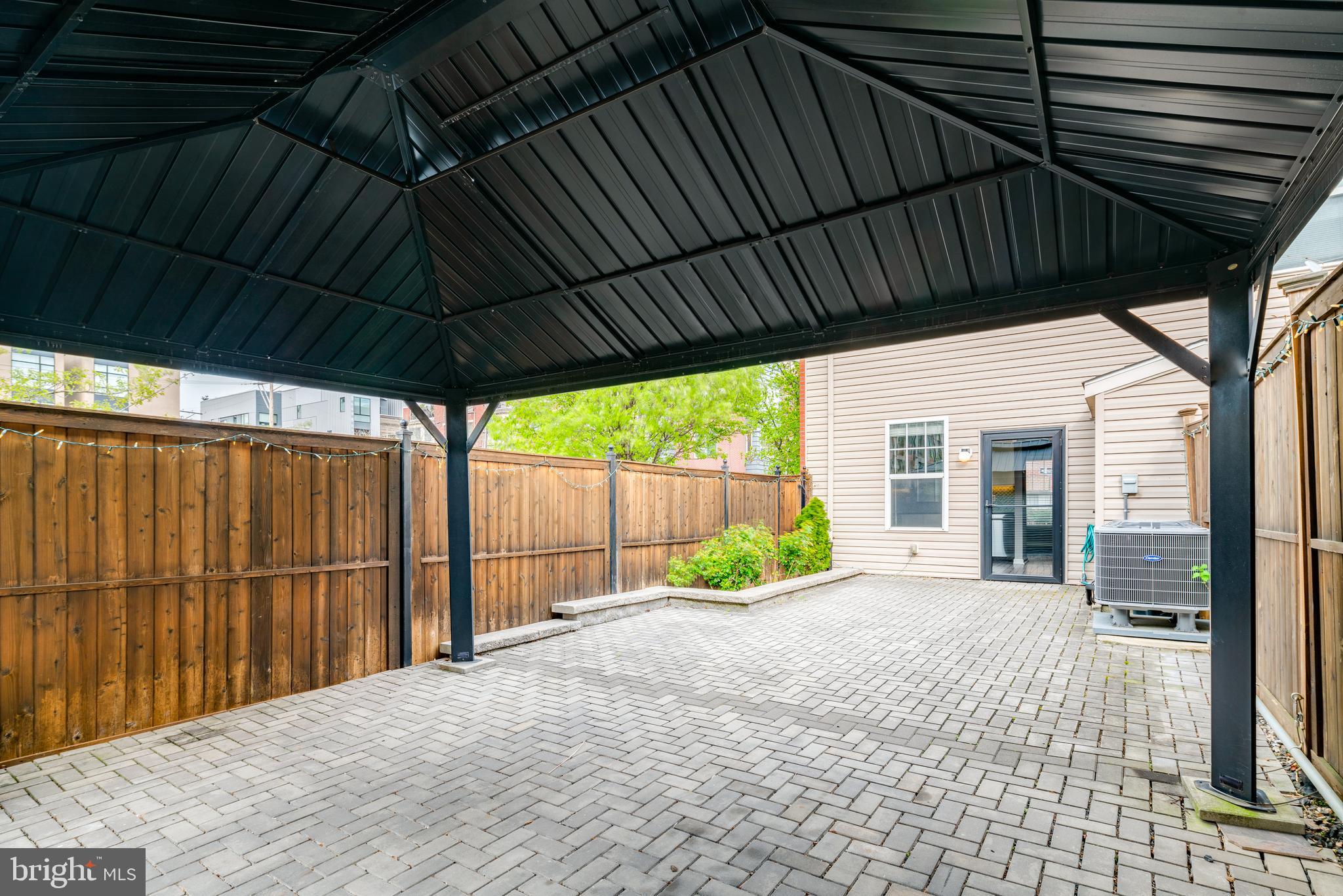 700 South 13th Street Philadelphia, PA 19147 - Photo 13 of 30