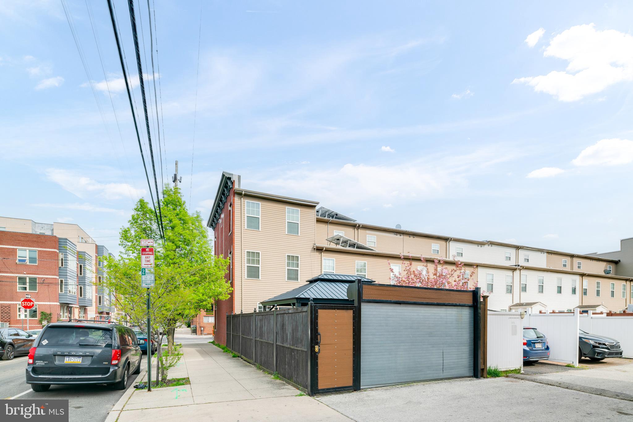 700 South 13th Street Philadelphia, PA 19147 - Photo 3 of 30