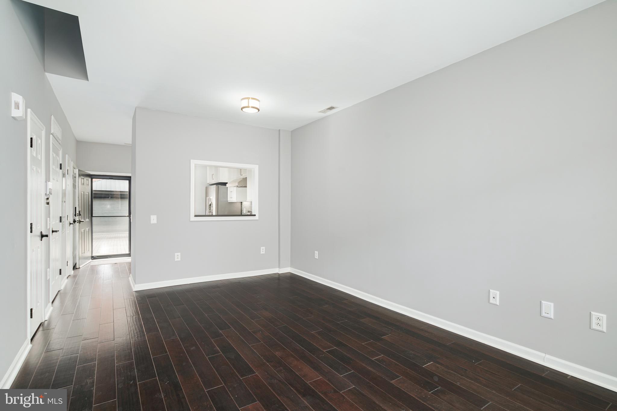 700 South 13th Street Philadelphia, PA 19147 - Photo 4 of 30