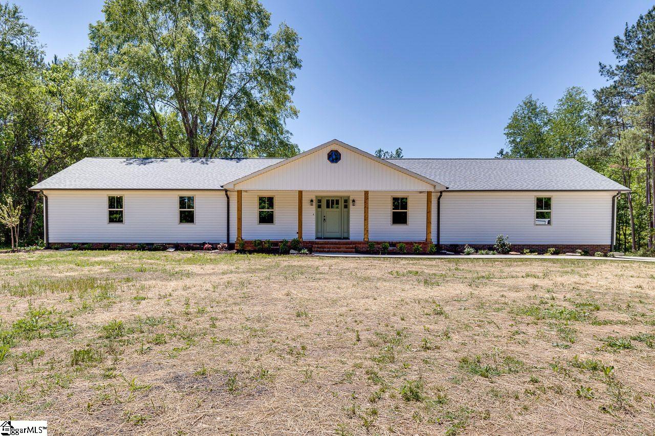 1041 Motlow School Road Campobello, SC 29322 - Photo 1 of 39
