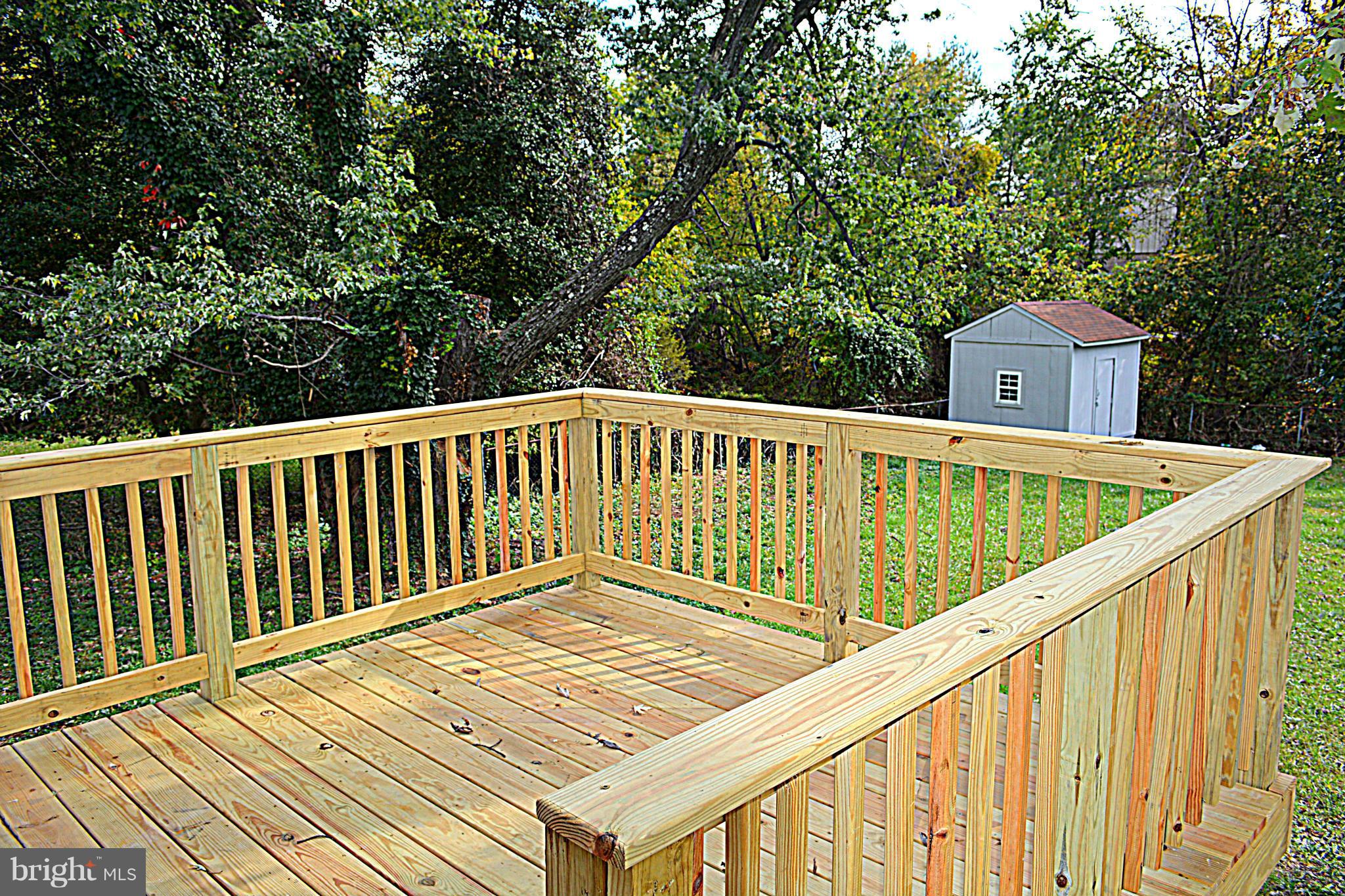 3633 Eitemiller Road Baltimore, MD 21244 - Photo 17 of 19 Exterior (Rear)