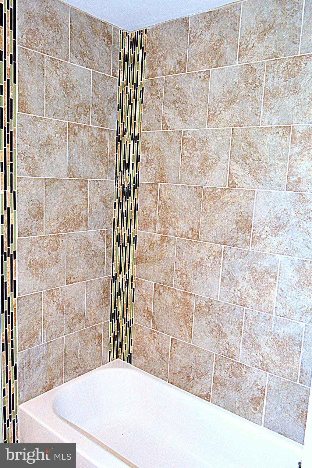 3633 Eitemiller Road Baltimore, MD 21244 - Photo 10 of 19 Bath