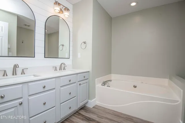 $595,000 | 1559 Crestridge Drive, Maryville, TN 37804