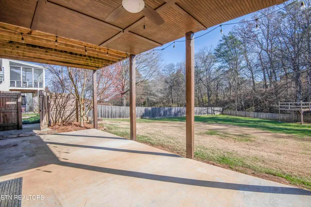 $595,000 | 1559 Crestridge Drive, Maryville, TN 37804