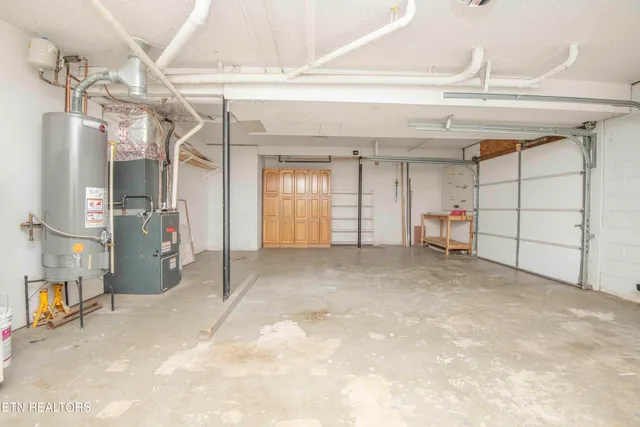 $595,000 | 1559 Crestridge Drive, Maryville, TN 37804