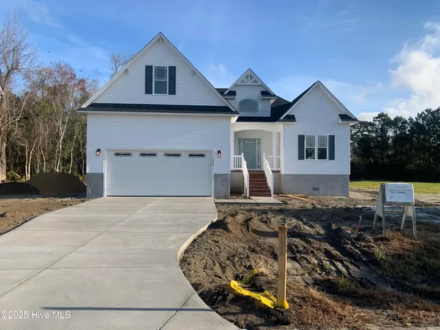 $499,900 | 204 North Tamassee Lane, Beaufort, NC 28516