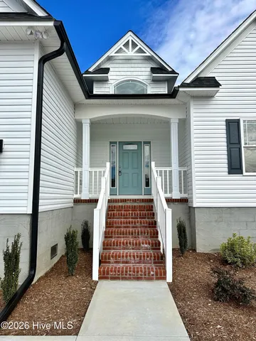 $499,900 | 204 North Tamassee Lane, Beaufort, NC 28516