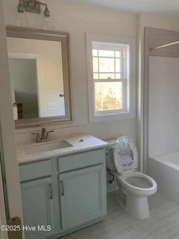 $499,900 | 204 North Tamassee Lane, Beaufort, NC 28516