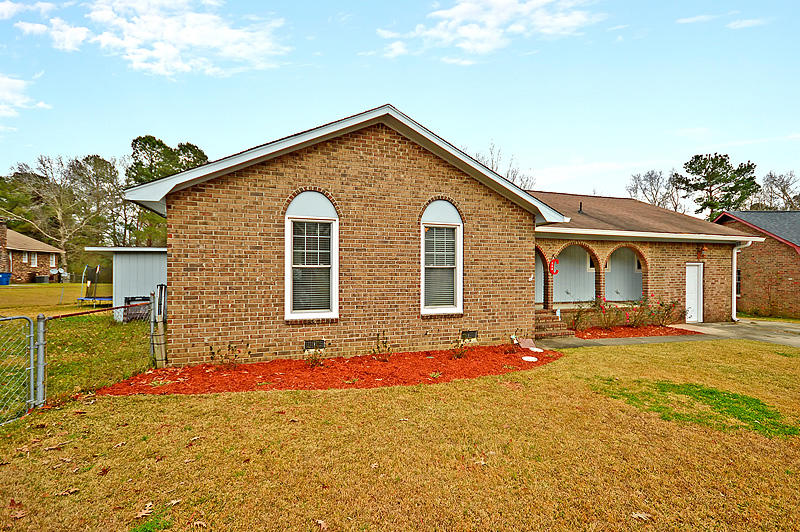 222 Lodgepole Road Ladson, SC 29456 - Photo 3 of 27 DSC_0255-copy