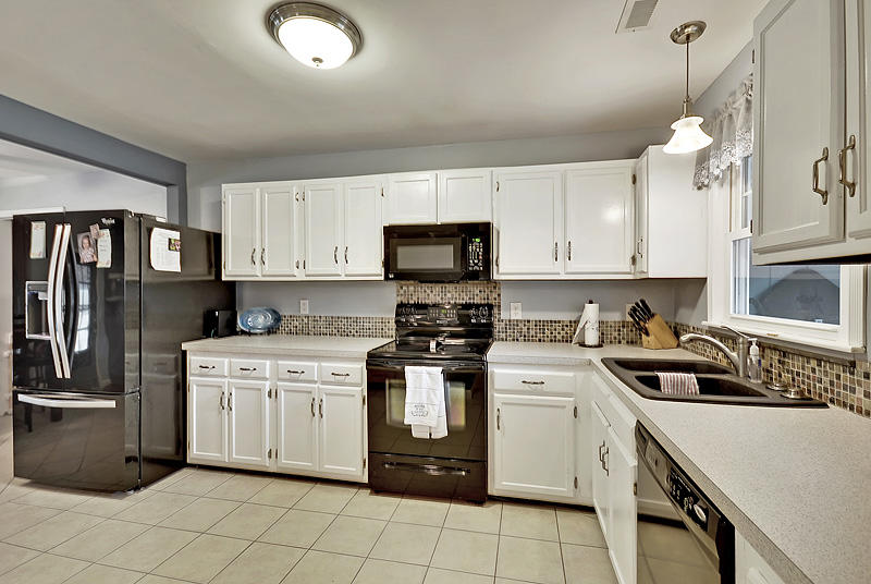 222 Lodgepole Road Ladson, SC 29456 - Photo 7 of 27 DSC_0303_DSC_0307-copy