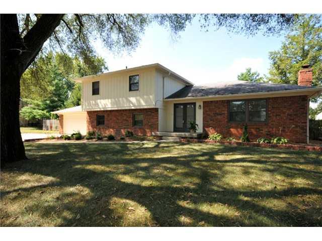 450 Leaning Tree Road Greenwood, IN 46142 - Photo 1 of 12 Gallery Image 1