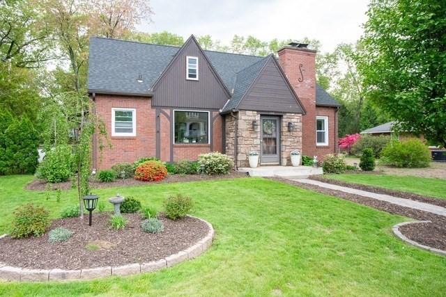190 Granby Road South Hadley, MA 01075 - Photo 1 of 14 Gallery Image 1
