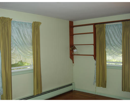 42 Little Farms Road Framingham, MA 01701 - Photo 19 of 22