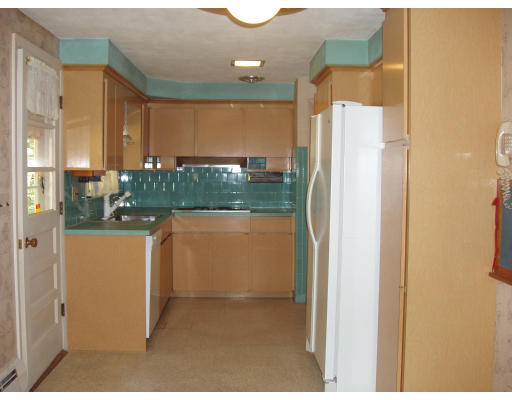 42 Little Farms Road Framingham, MA 01701 - Photo 10 of 22