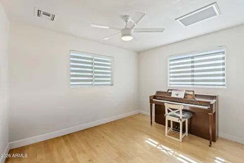 $885,000 | 4234 East Earll Drive, Phoenix, AZ 85018