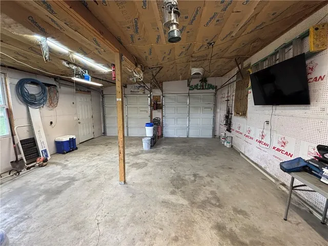 $189,900 | 209 D Street, Creighton, MO 64739