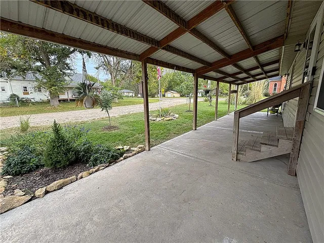 $189,900 | 209 D Street, Creighton, MO 64739