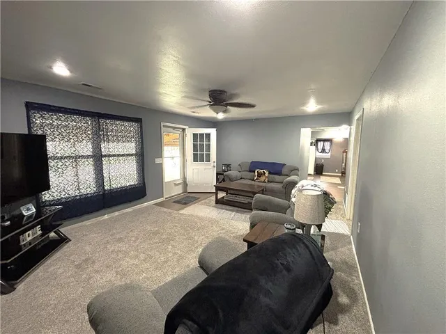 $189,900 | 209 D Street, Creighton, MO 64739