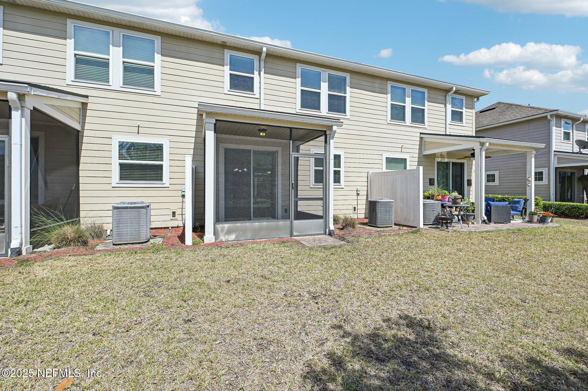 53 Nelson Lane St. Johns, FL 32259 - Photo 37 of 37 a front view of house with yard