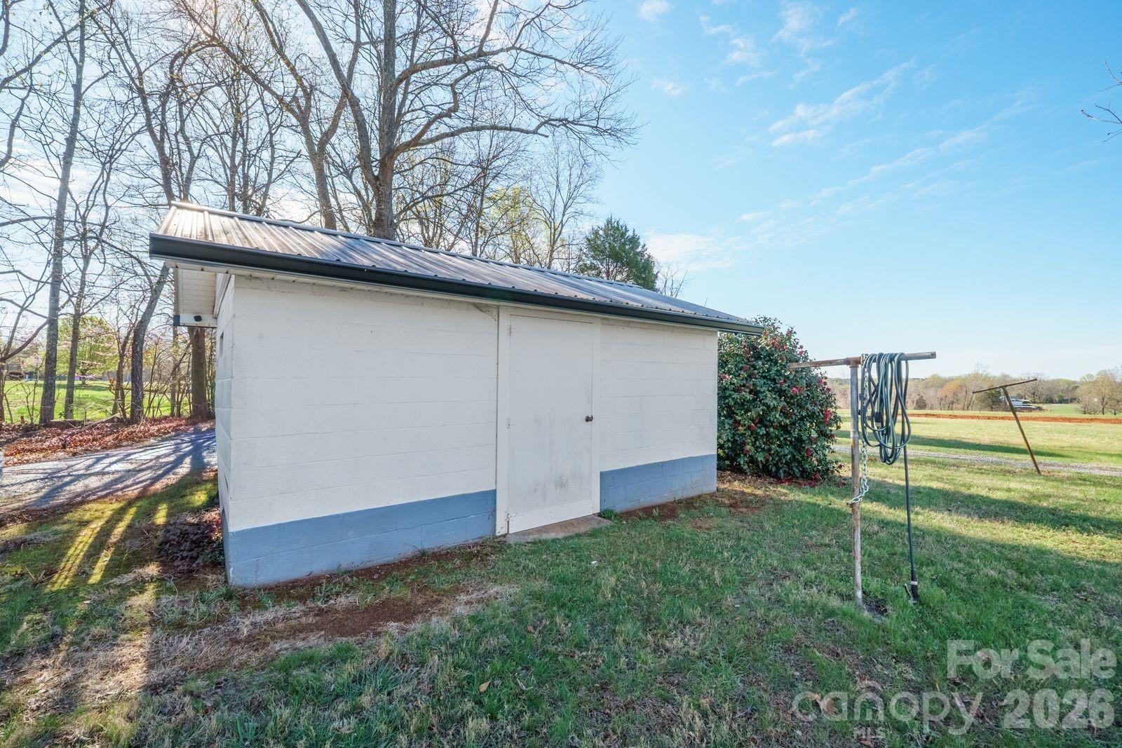 5588 Riverbend Road Claremont, NC 28610 - Photo 17 of 22