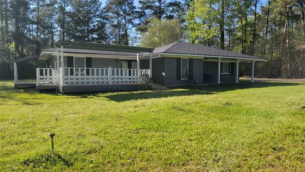 $1,900 | 2200 Joe Rushing Lane, Livingston, TX 77351