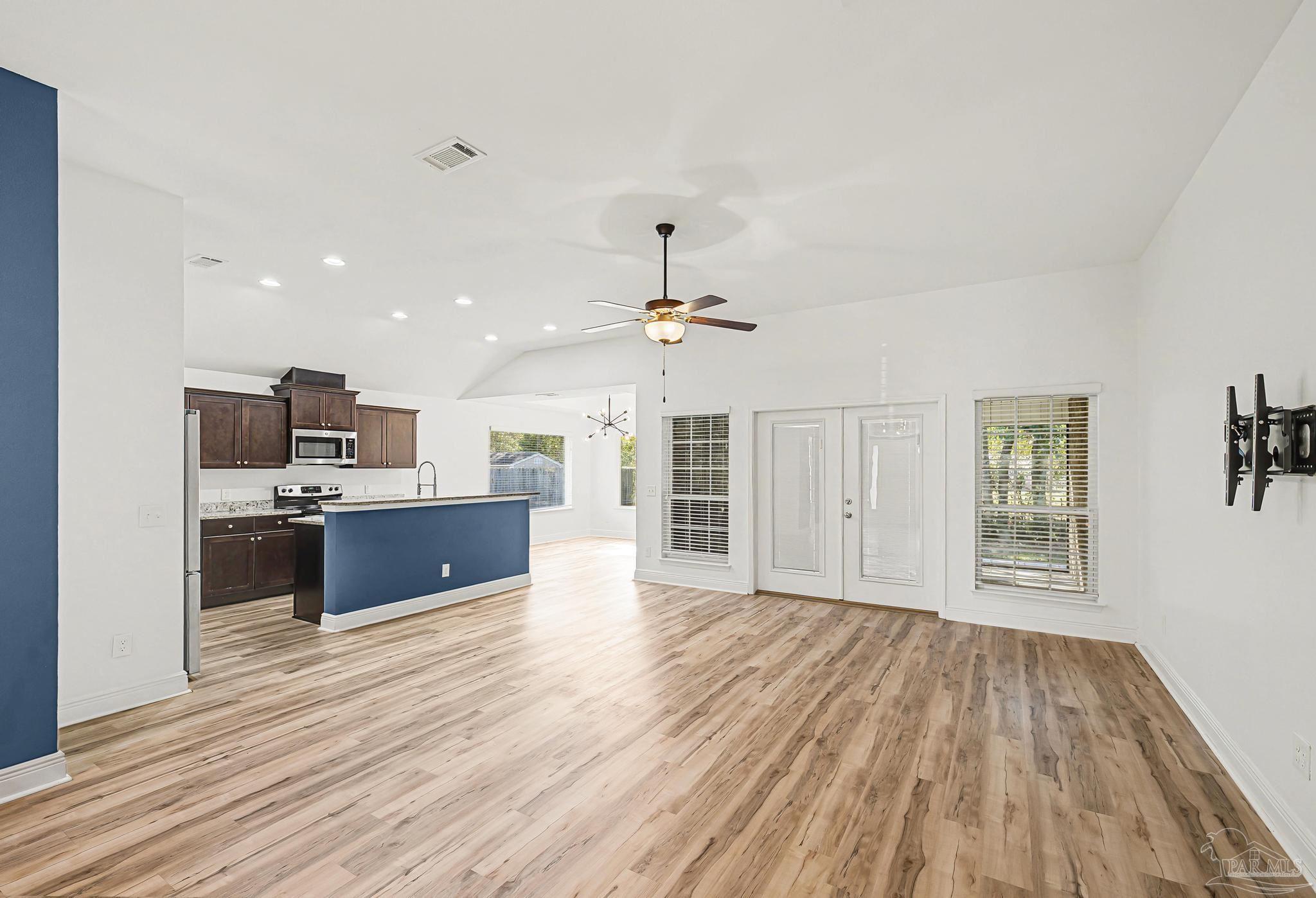 7329 Farmers Road Pensacola, FL 32526 - Photo 14 of 60