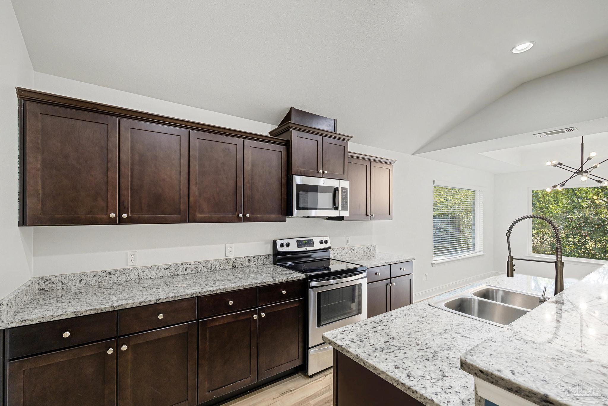 7329 Farmers Road Pensacola, FL 32526 - Photo 20 of 60