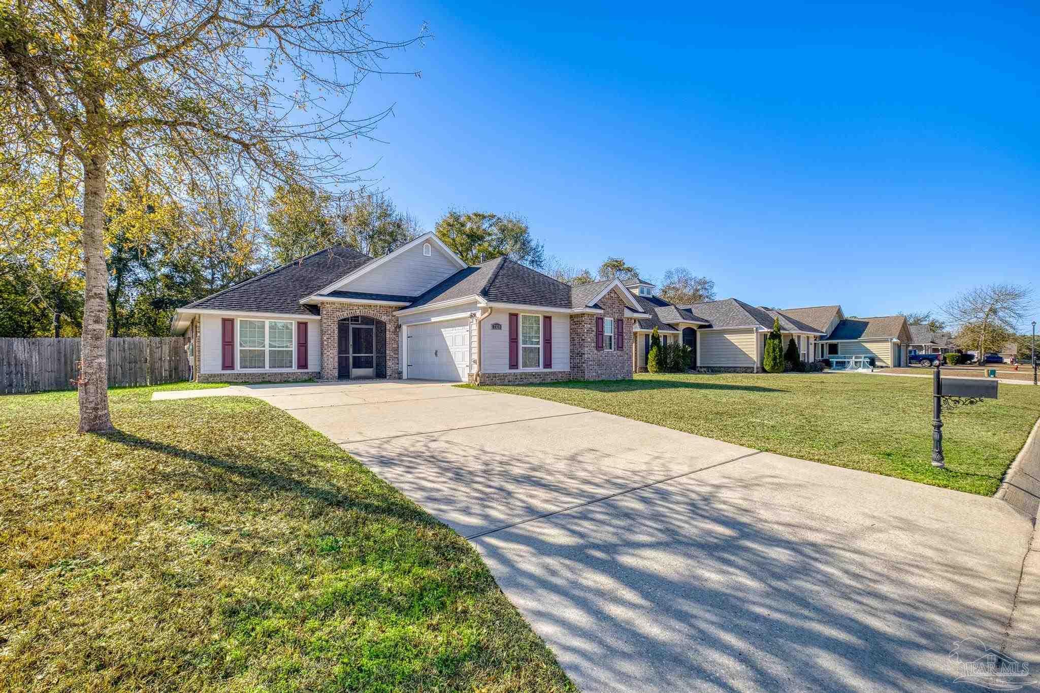 7329 Farmers Road Pensacola, FL 32526 - Photo 2 of 60