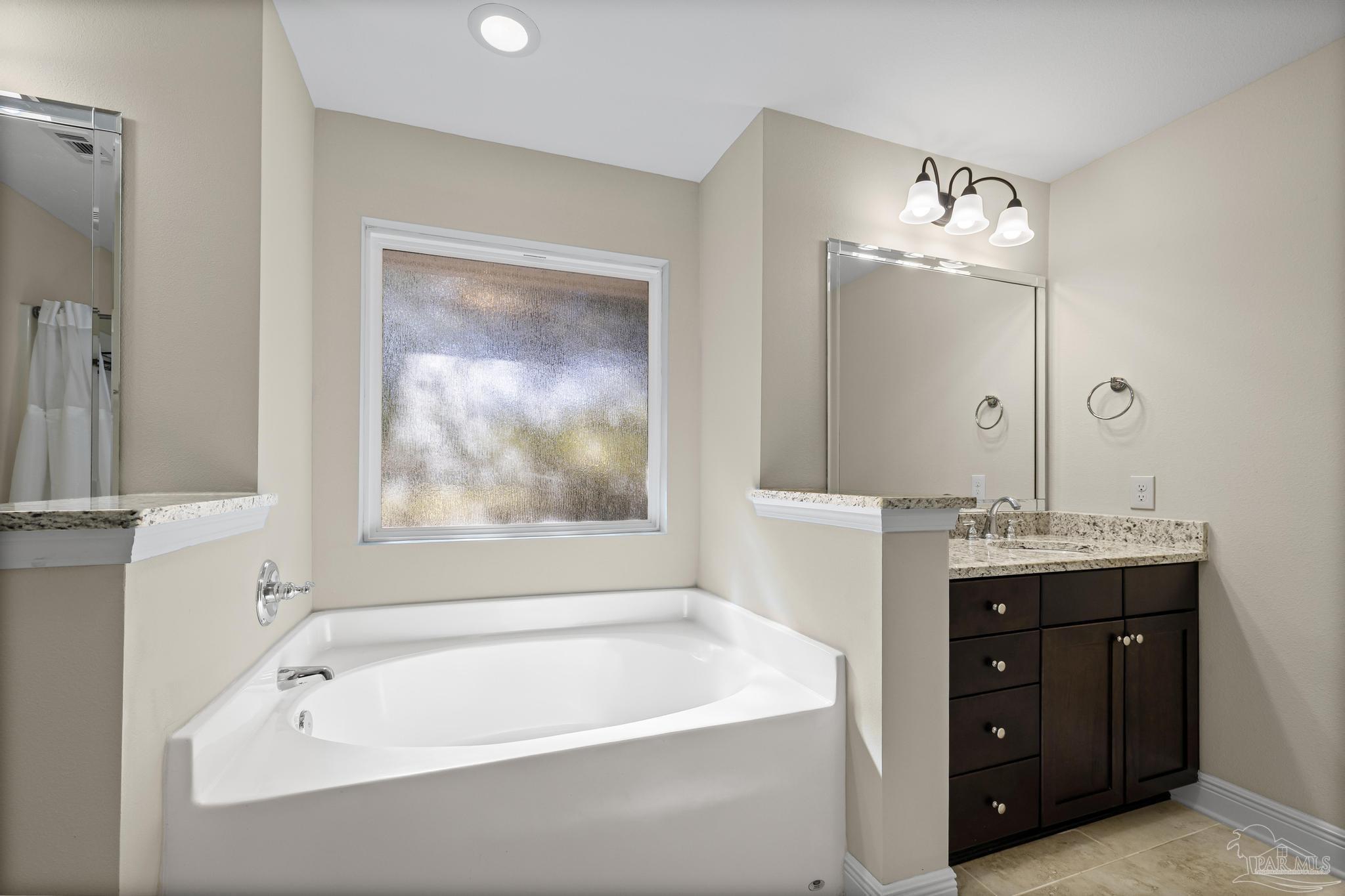 7329 Farmers Road Pensacola, FL 32526 - Photo 34 of 60