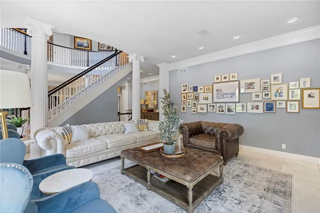 $2,490,000 | 16931 South Highland Ridge Drive, Loch Lloyd, MO 64012