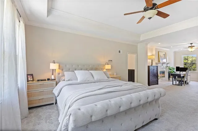 $2,490,000 | 16931 South Highland Ridge Drive, Loch Lloyd, MO 64012