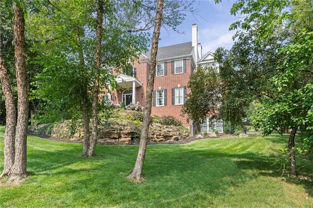 $2,490,000 | 16931 South Highland Ridge Drive, Loch Lloyd, MO 64012