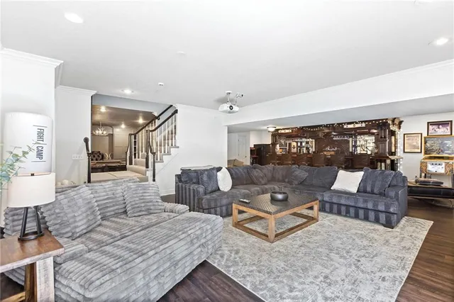 $2,490,000 | 16931 South Highland Ridge Drive, Loch Lloyd, MO 64012