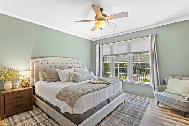 $2,490,000 | 16931 South Highland Ridge Drive, Loch Lloyd, MO 64012