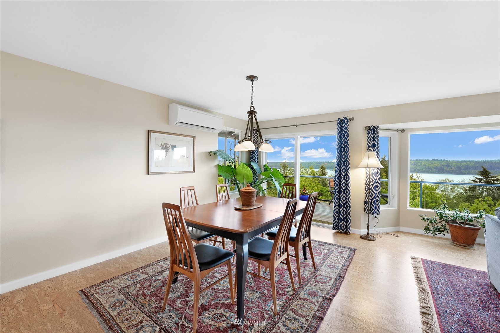 14353 Gibralter Road Anacortes, WA 98221 - Photo 9 of 39 Gallery Image 9