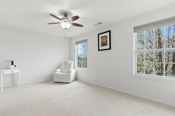 $420,000 | 1525 East Arbor Lane, Arlington Heights, IL 60004