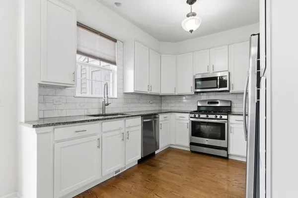 $420,000 | 1525 East Arbor Lane, Arlington Heights, IL 60004