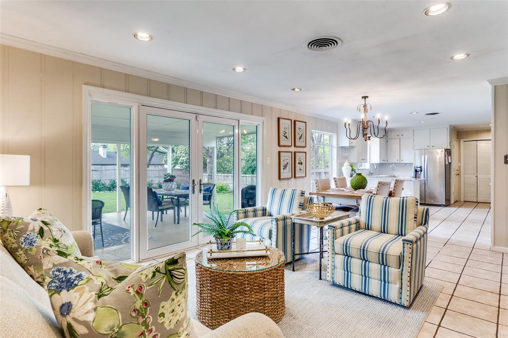 6491 Kirkwood Road Fort Worth, TX 76116 - Photo 8 of 25 a living room with furniture and a table