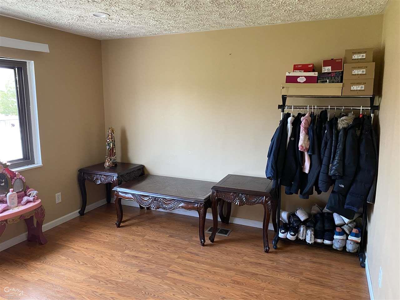 32005 Ruehle Avenue Warren, MI 48093 - Photo 24 of 34