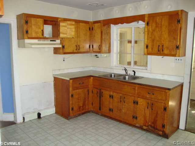 31629 King William Road West Point, VA 23181 - Photo 5 of 5 Kitchen