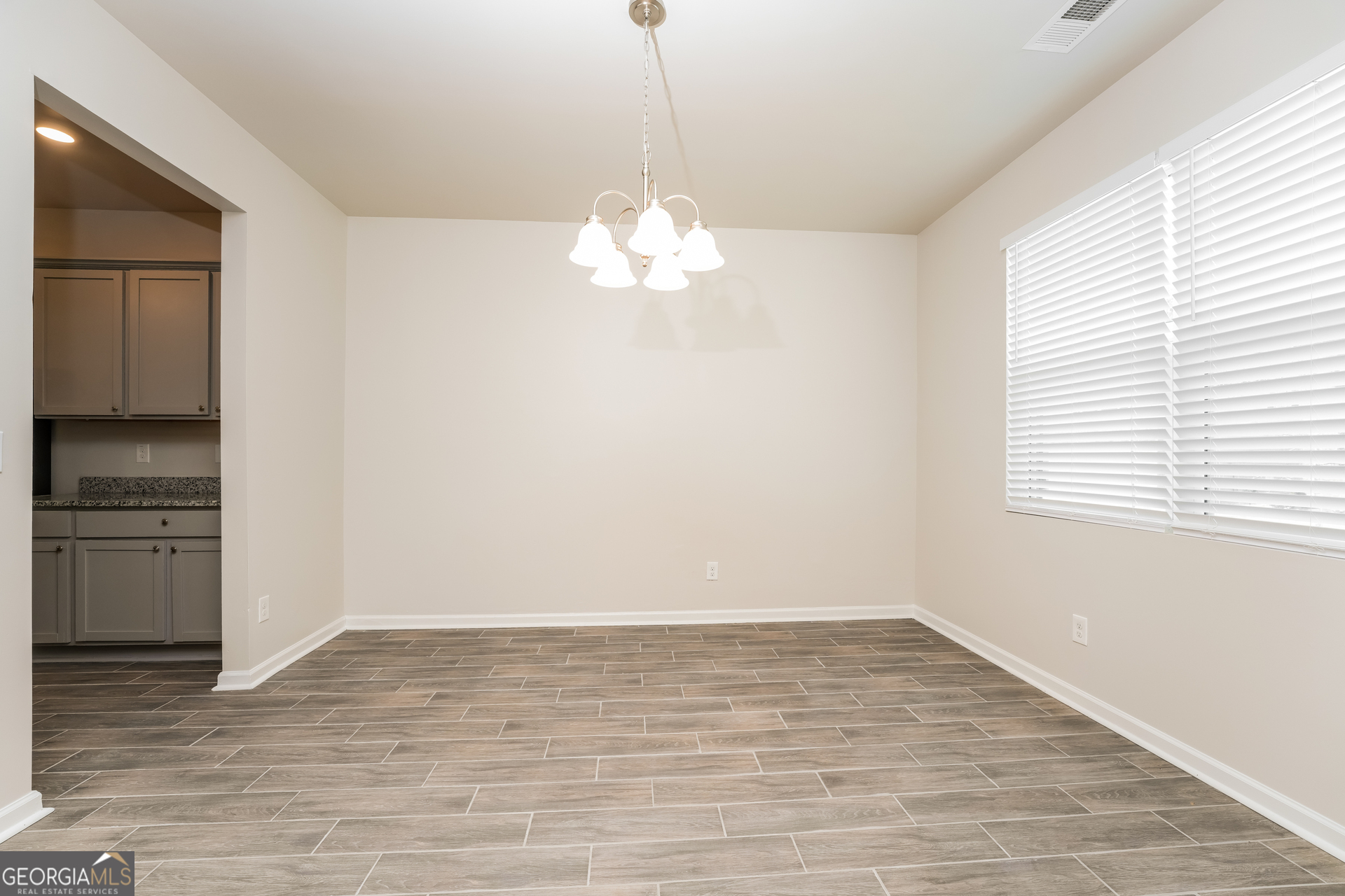 3811 River Rock Road Lithonia, GA 30038 - Photo 4 of 17