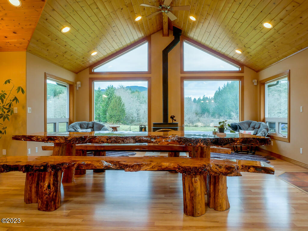 12319 Logsden Road Blodgett, OR 97326 - Photo 14 of 78 Dining Area