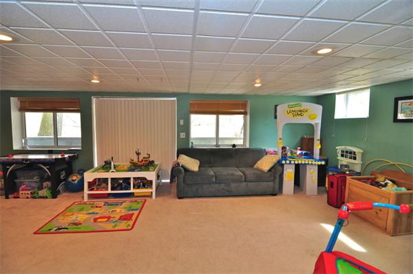 9 River Road Norfolk, MA 02056 - Photo 13 of 13 Gallery Image 13