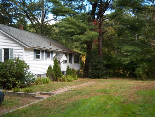 9 River Road Norfolk, MA 02056 - Photo 2 of 13 Gallery Image 2