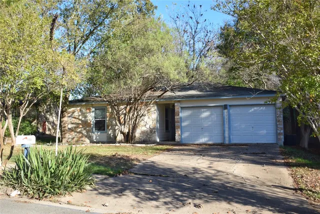 $1,900 | 7703 Elderberry Drive, Austin, TX 78745