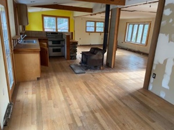 29 Hunt Road Kingston, NH 03848 - Photo 5 of 18