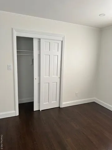 $5,400 | 106 Bregman Avenue, New Hyde Park, NY 11040