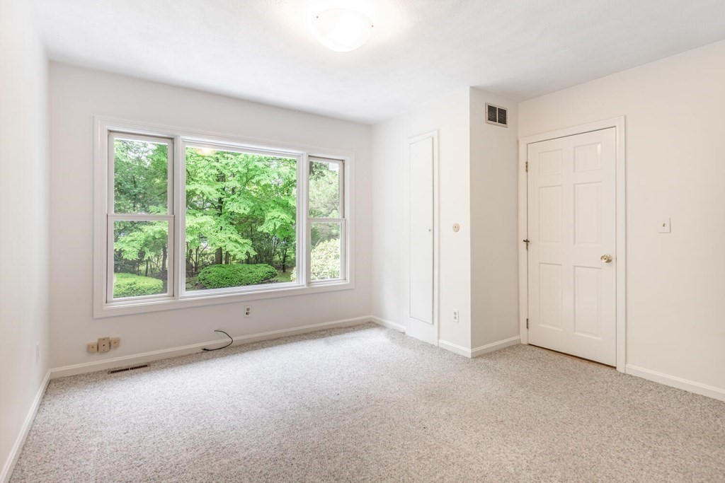 116 Kendall Road Lexington, MA 02421 - Photo 16 of 28
