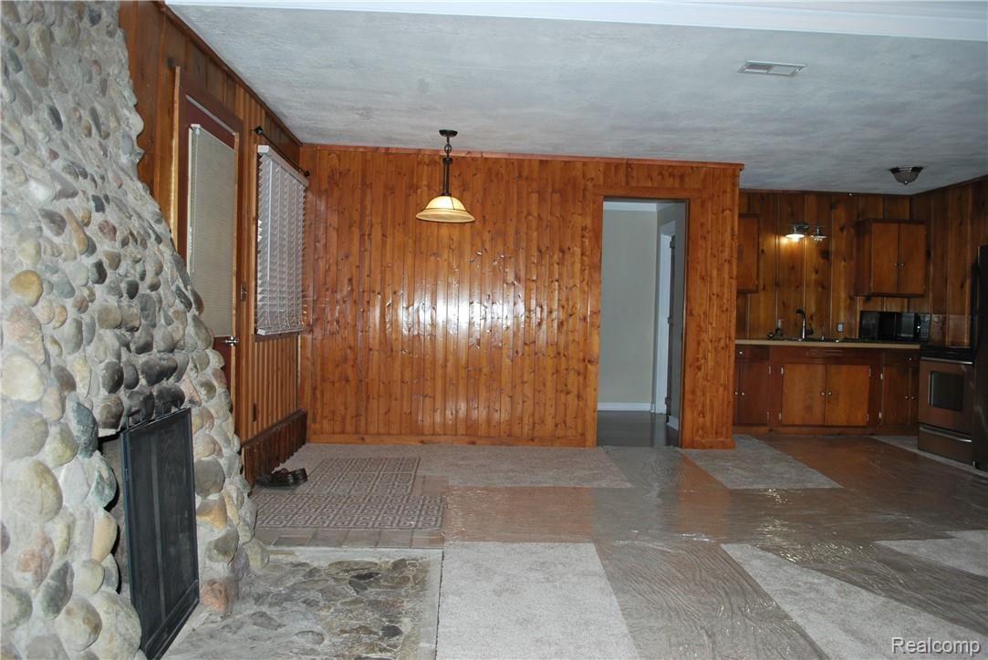 3245 Baldwin Road Metamora, MI 48455 - Photo 15 of 38 DSC_0093.JPG
